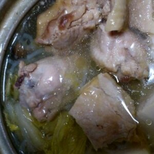 華味鳥　濃厚スープの水炊き